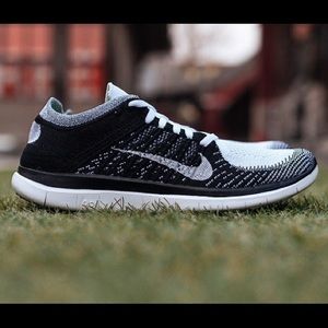 Nike Free 4.0 Flyknit Sneakers